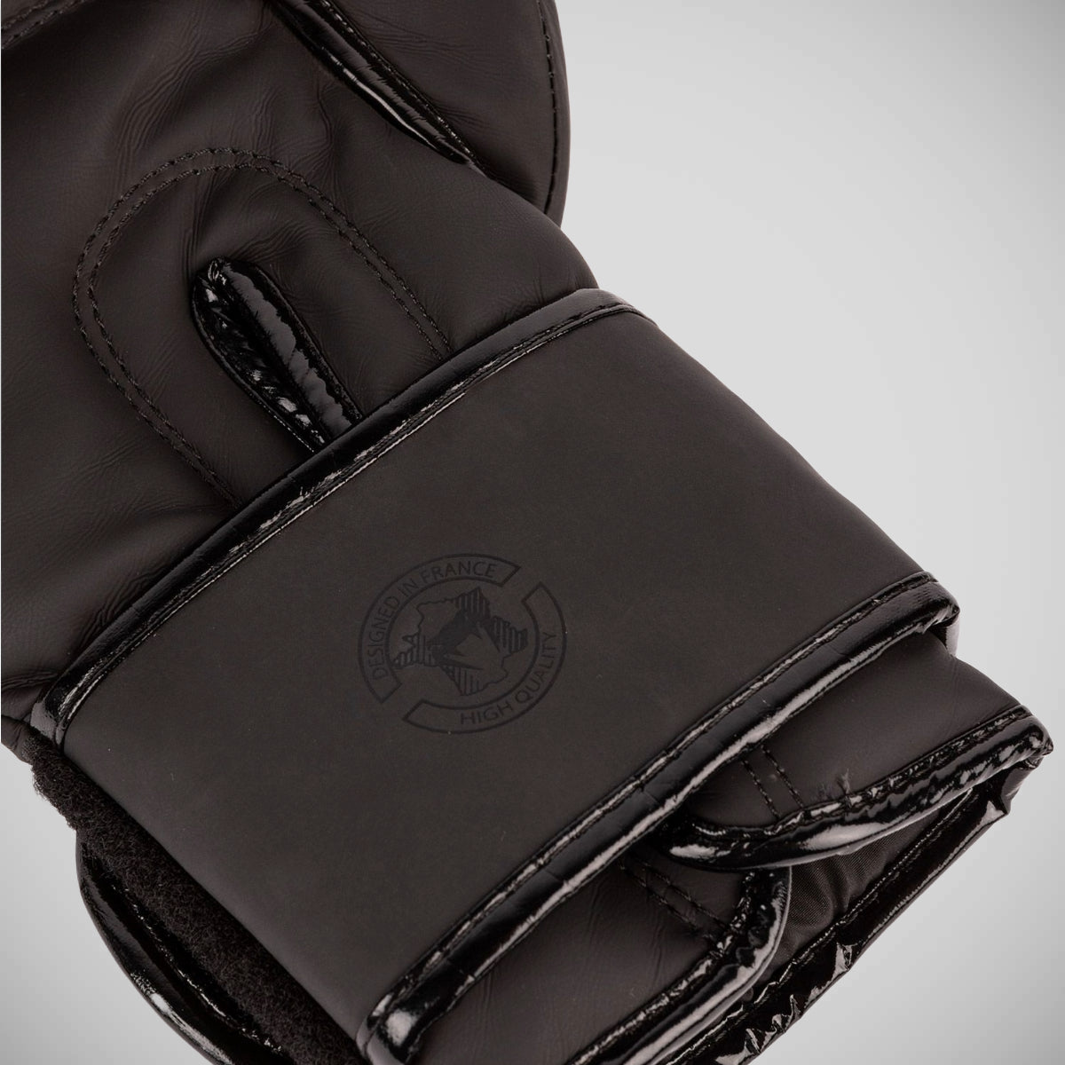 Black/Black Venum Contender 2.0 Boxing Gloves