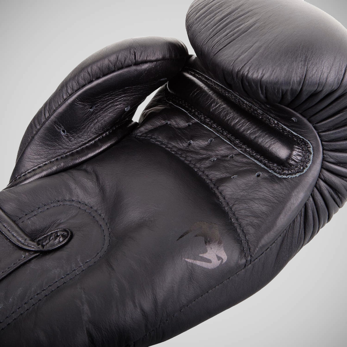 Black/Black Venum Giant 3.0 Boxing Gloves