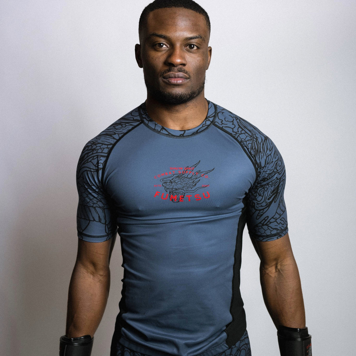 Fumetsu Dragon Slayer Short Sleeve Rash Guard Blue/Black/Red