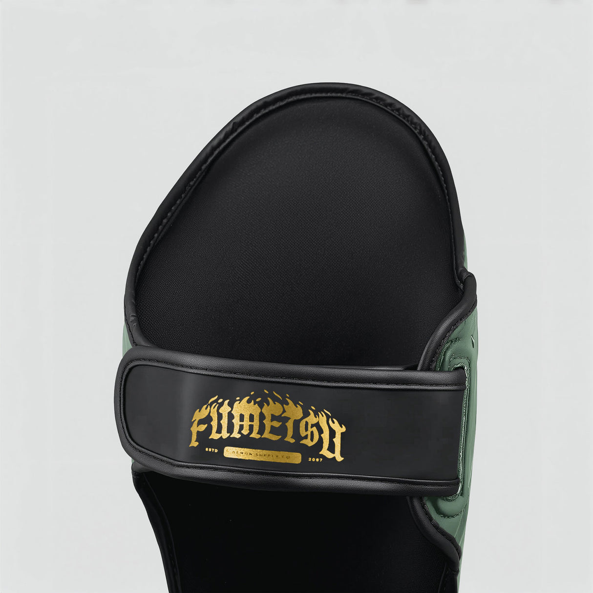 Fumetsu Oni Shin Guards Khaki/Black/Gold