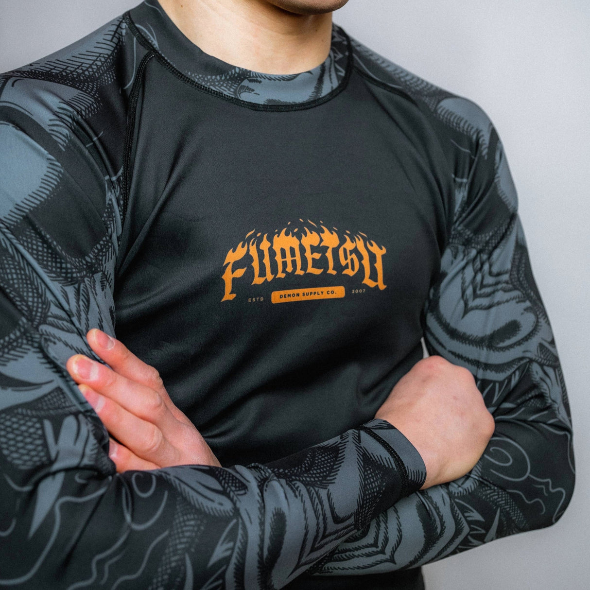 Fumetsu Oni Long Sleeve Rash Guard Black/Grey/Bronze