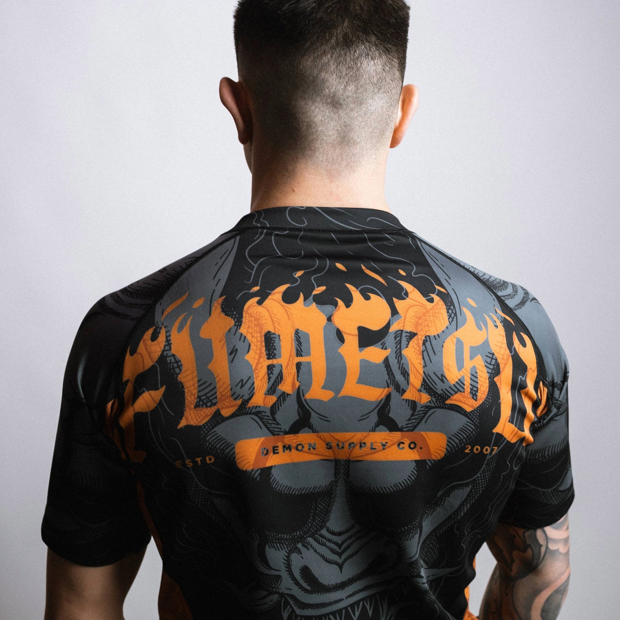 Fumetsu Oni Short Sleeve Rash Guard Black/Grey/Bronze
