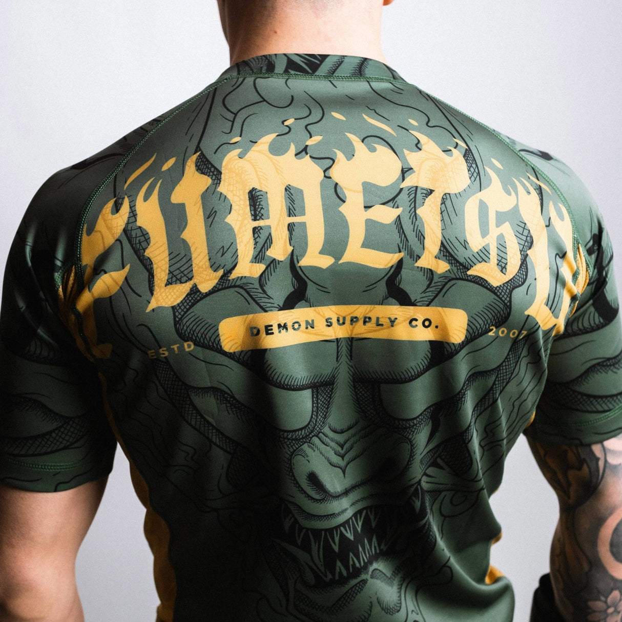 Fumetsu Oni Short Sleeve Rash Guard Khaki/Gold/Black