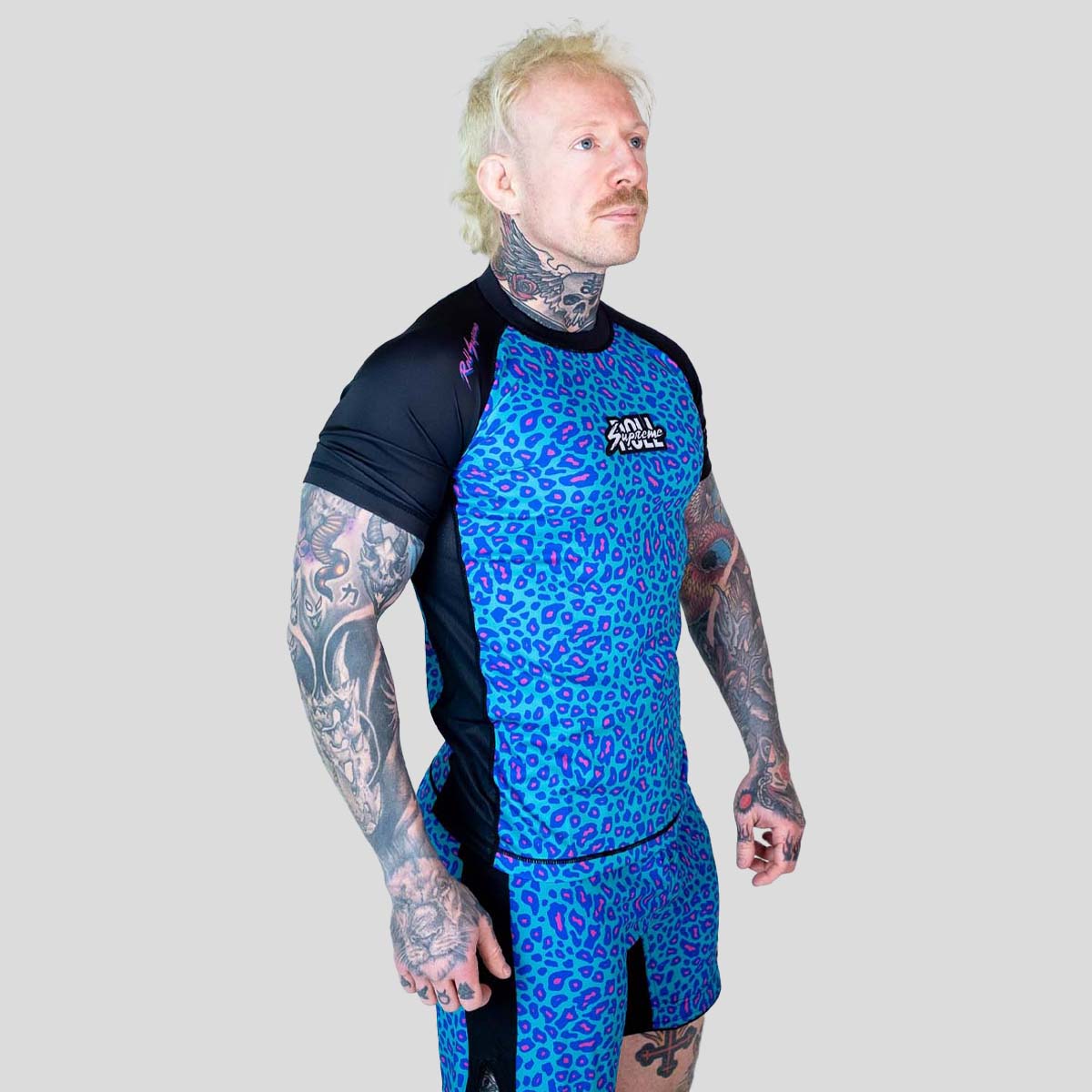 Roll Supreme The Butcher Short Sleeve Rash Guard Blue/Pink
