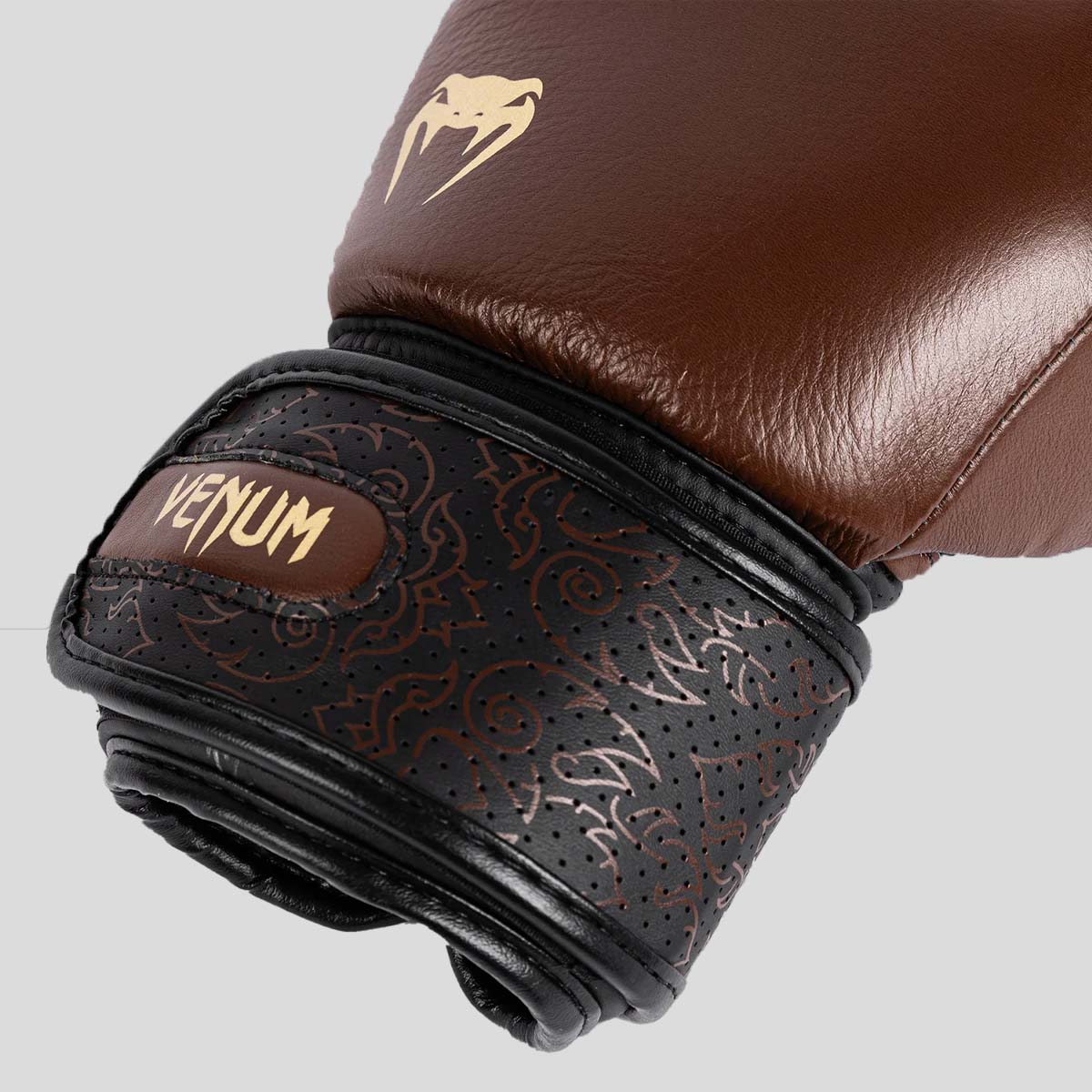 Venum Power 2.0 Boxing Gloves Brown