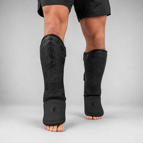 Fumetsu Anaconda Shin/Instep Guards Black/Black Lifestyle 5