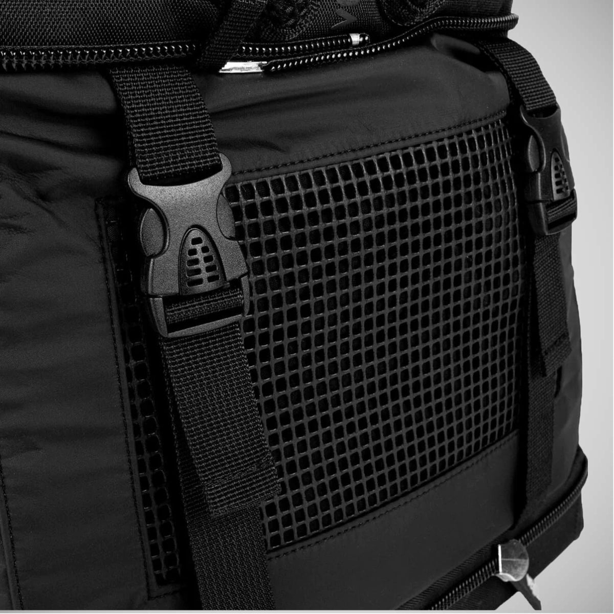Black/White Venum Challenger Xtreme Evo Back Pack