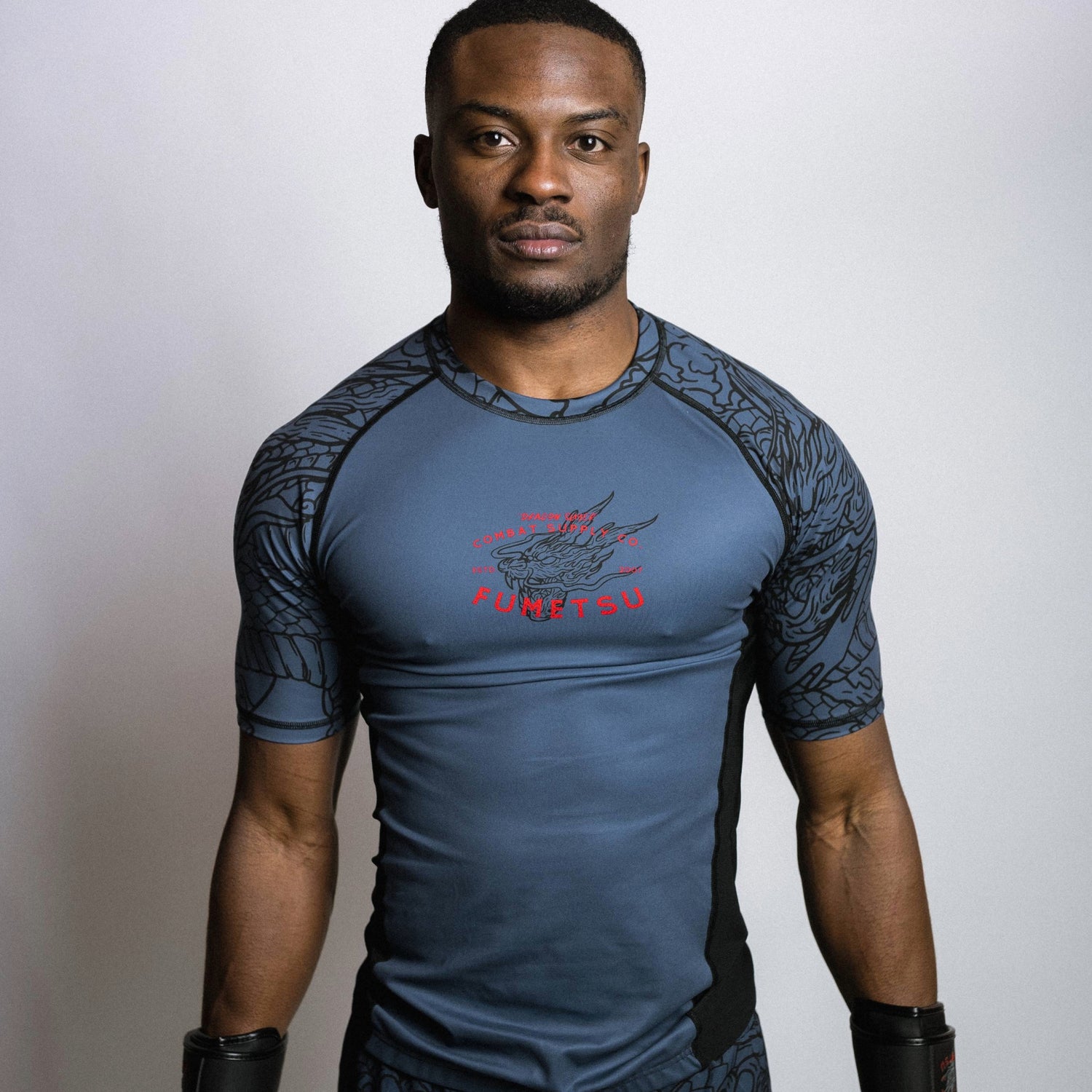 Fumetsu Dragon Slayer Short Sleeve Rash Guard Blue/Black/Red