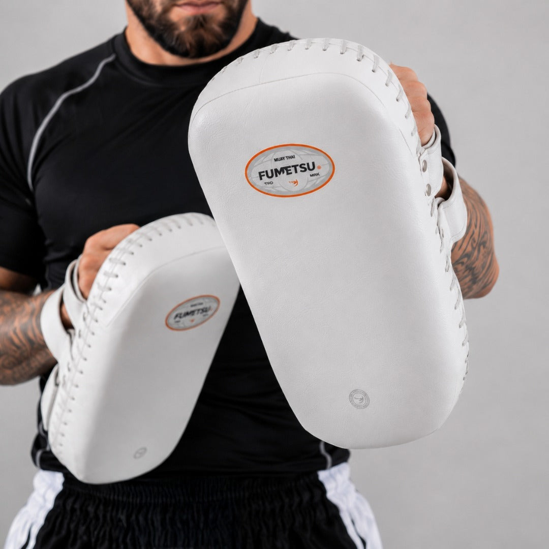Fumetsu FMT1 Thai Pads White