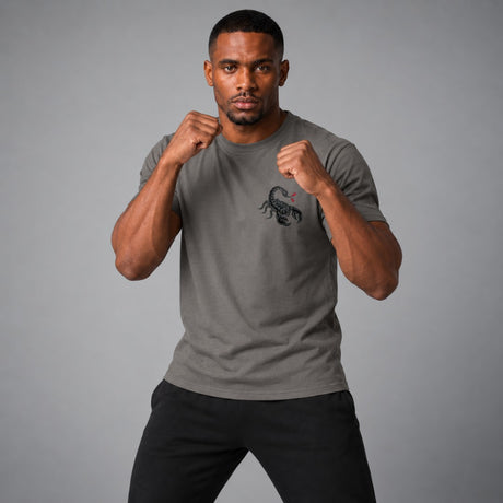 Fumetsu Inked - Scorpion T-Shirt Charcoal/Red Fight Stance