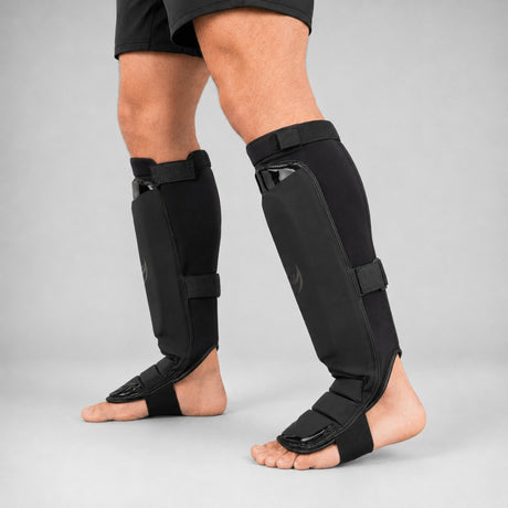 Fumetsu Ghost S3 MMA Shin Guards Black/Black Lifestyle 2